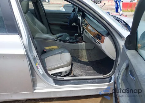 2006 BMW 325Xit z USA, uszkodzony, nr VIN WBAVT135X6KW22139